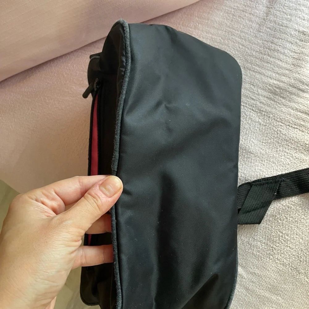 Oysho Black and Pink makeup Bag